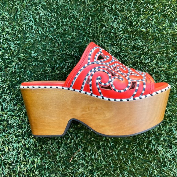 NWOT Derek Lam Mhina Platform Clogs Size 38 - Picture 2 of 8